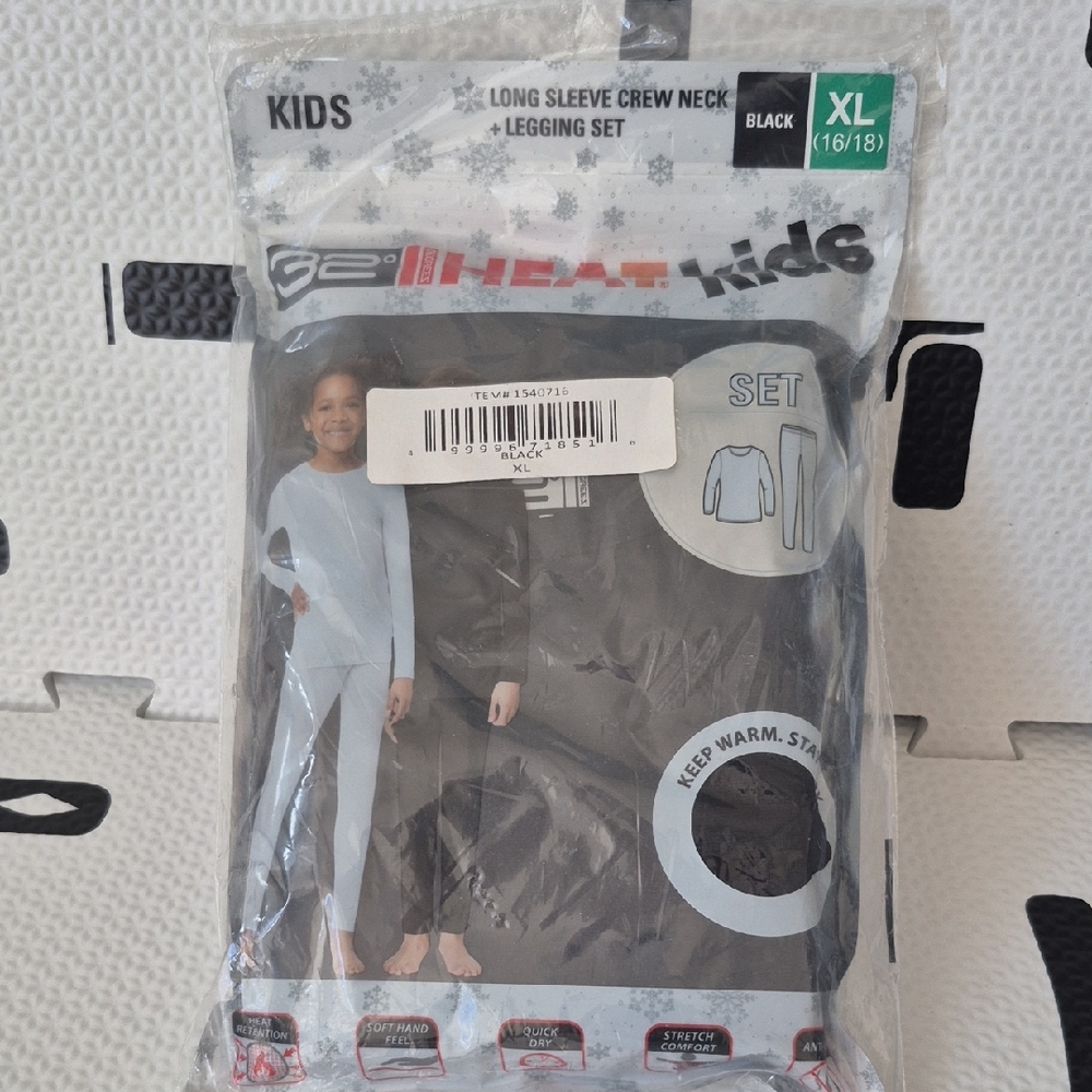 32 Degrees Heat Kids Thermal Set
